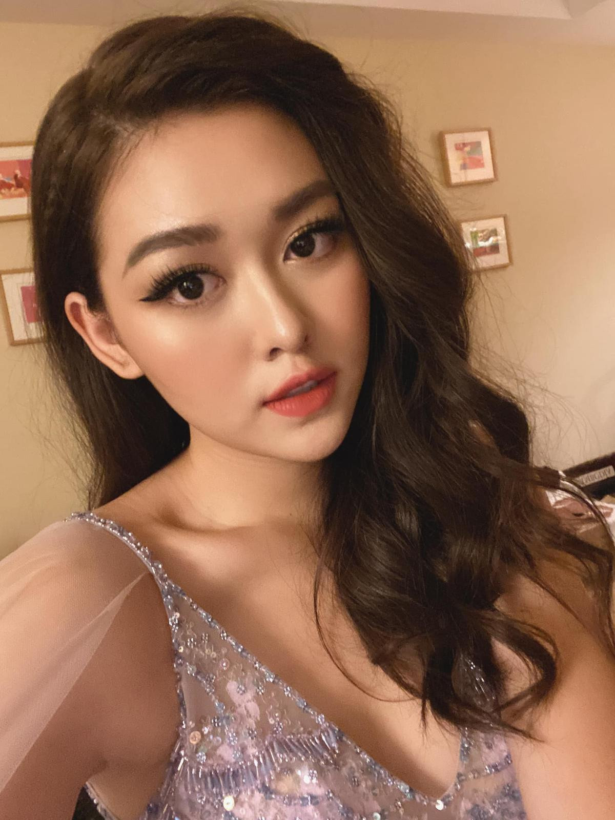 Tường San hóa công chúa 'gây thương nhớ' đọ sắc cùng Miss International 2018 - Mariem Velazco Ảnh 3