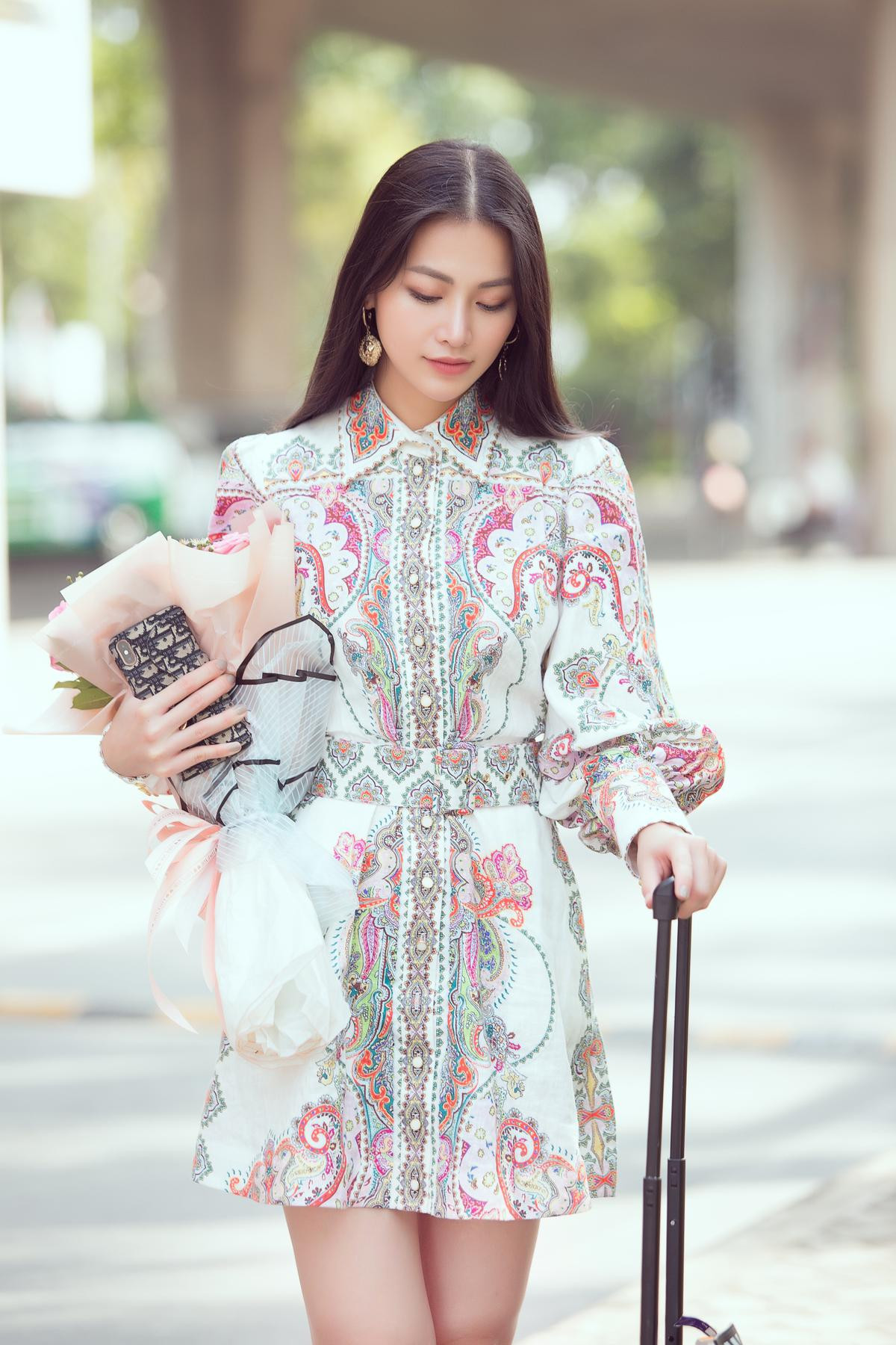 Kết thúc nhiệm kỳ Miss Earth, Phương Khánh trở về Việt Nam: Nụ cười dịu dàng cho một khởi đầu mới Ảnh 3