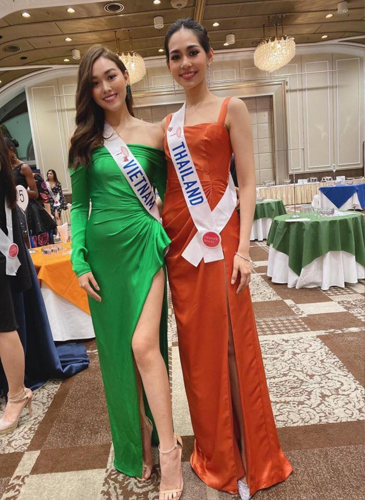 Tường San tiếp tục diện 'đồ cũ' ở Miss International 2019, vẫn xinh lung linh dù mắc lỗi váy nhăn nhàu Ảnh 3