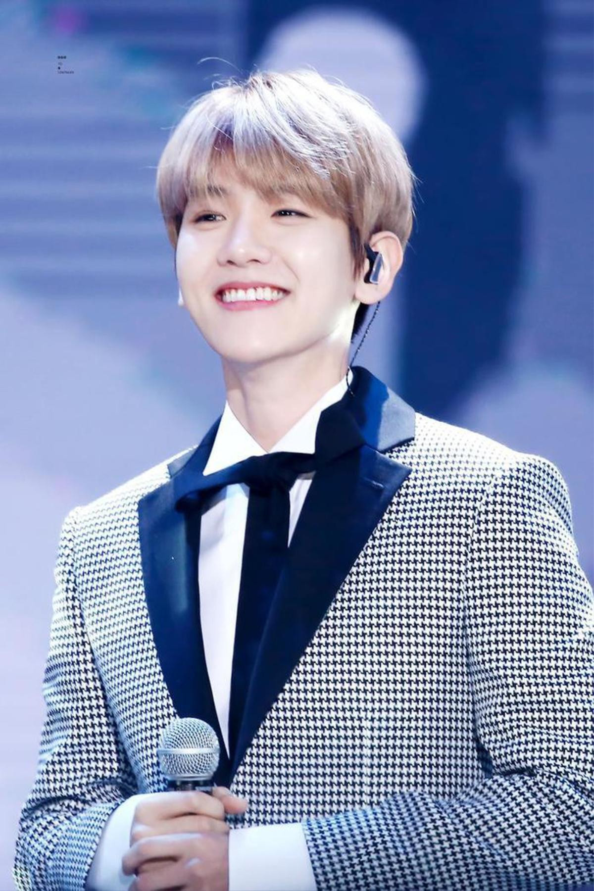 Nam thần Baekhyun (EXO) được Knet bình chọn là 'idol hoàn hảo' Ảnh 2