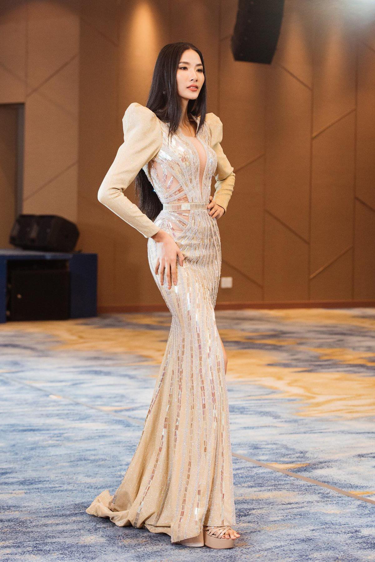 Hoàng Thùy chuẩn bị 2 năm nhưng chỉ có 10 ngày tỏa sáng tại Miss Universe: Liệu có đủ sức giành vương miện mới? Ảnh 6