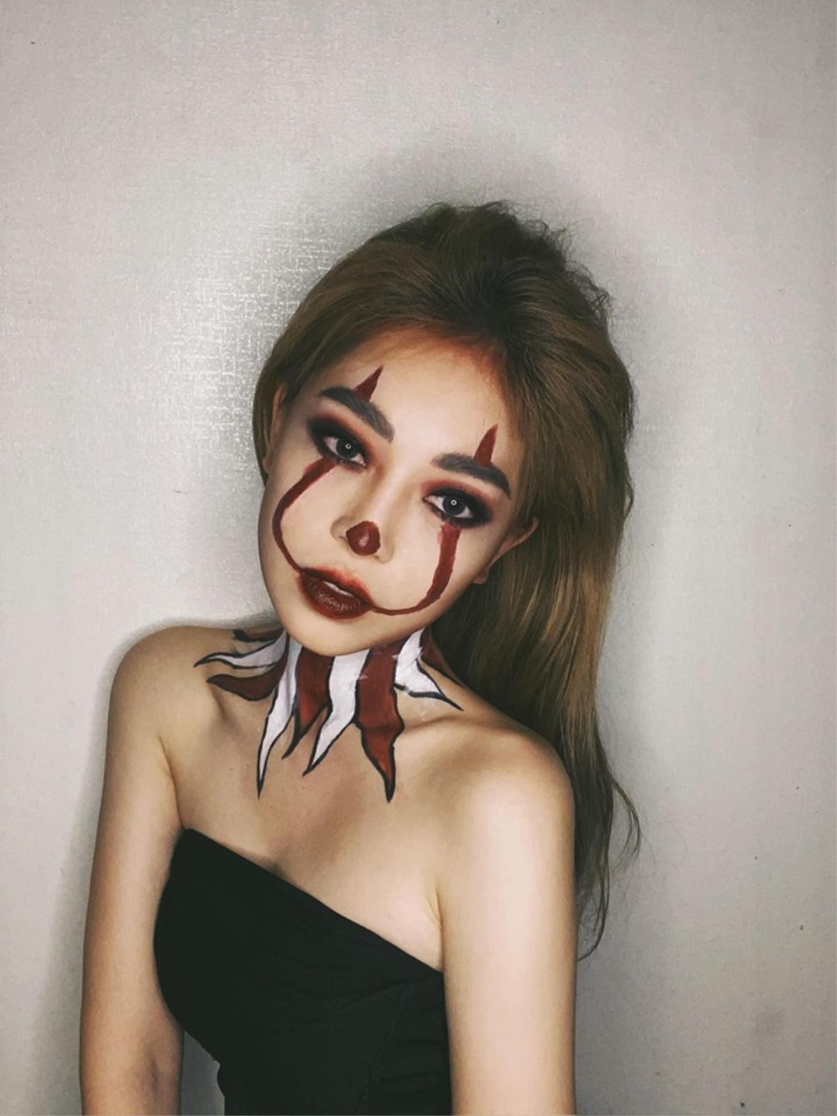 Á hậu Phương Nga hóa trang Halloween ma quái nhưng vẫn xinh đẹp phát ghen Ảnh 4