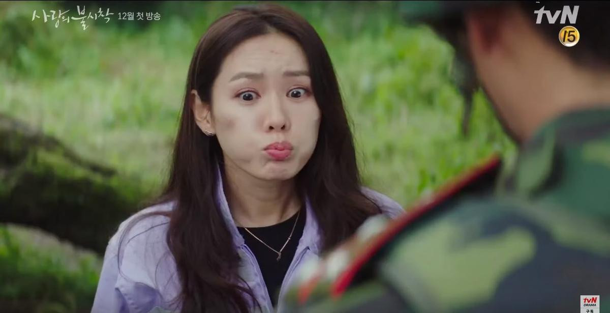 'Crash Landing Of Love' tung teaser mới: Nhảy dù giỏi như Son Ye Jin, 'nhảy' ngay vào lòng chàng quân nhân điển trai Hyun Bin khi vừa gặp mặt Ảnh 6