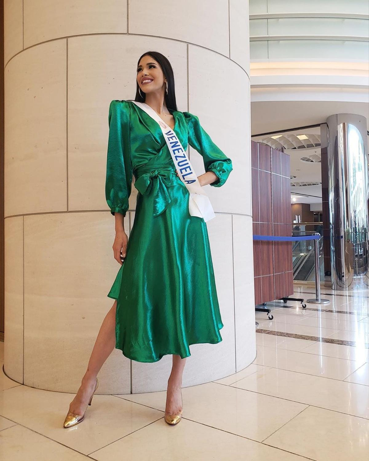 'Bản sao' Hoàng Thùy - Lâm Khánh Chi khiến cục diện của Miss International 2019 xoay chuyển, fan lo lắng cho Tường San Ảnh 5