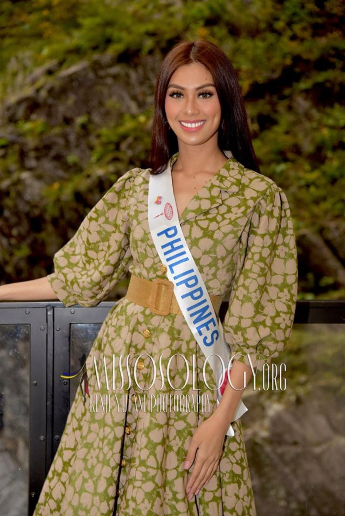 'Bản sao' Hoàng Thùy - Lâm Khánh Chi khiến cục diện của Miss International 2019 xoay chuyển, fan lo lắng cho Tường San Ảnh 11