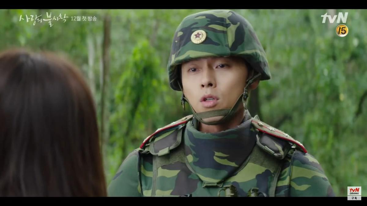 'Crash Landing on You': Son Ye Jin rơi thẳng vào người Hyun Bin và cái kết bất ngờ Ảnh 12