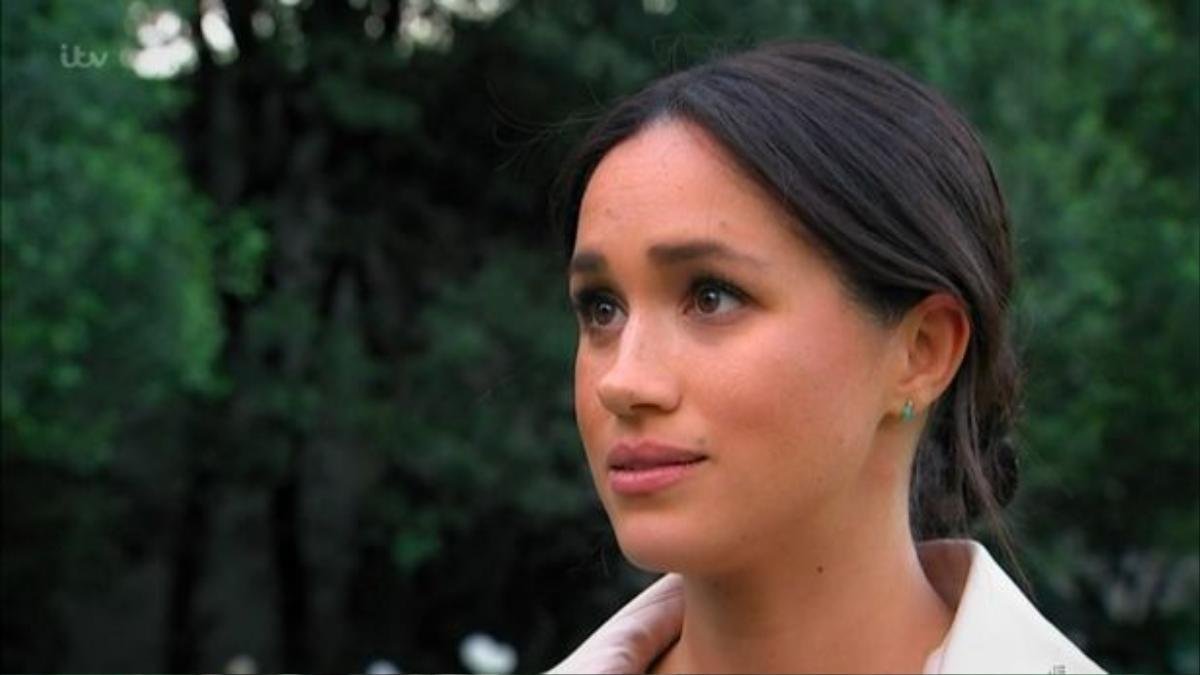 Lý do bất ngờ đằng sau phát biểu 'không muốn được yêu thương' của Công nương Meghan Markle Ảnh 2