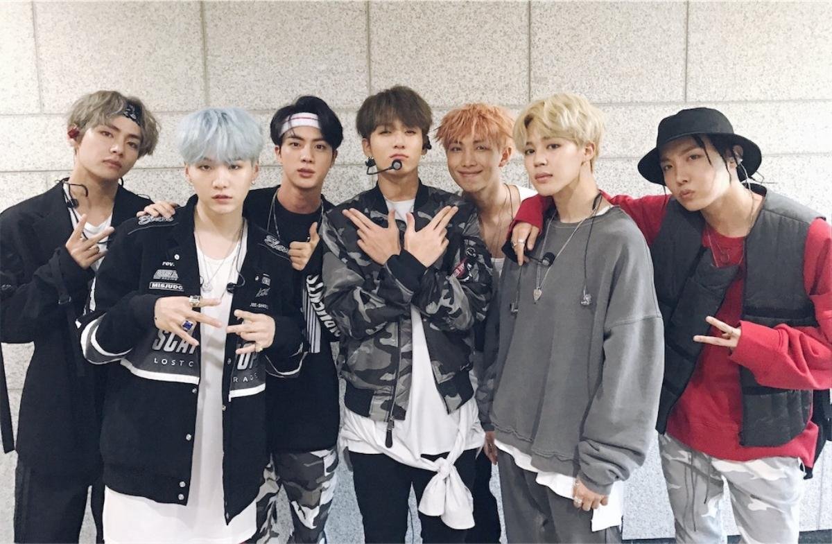 BTS sẽ lại có thêm một 'cú bắt tay' với DJ nổi tiếng Steve Aoki? Ảnh 1