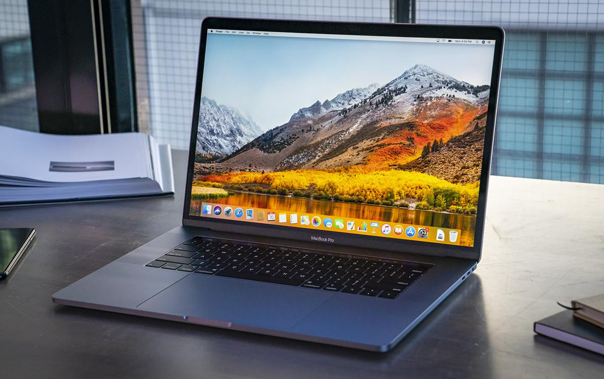 mang MacBook Pro lên máy bay