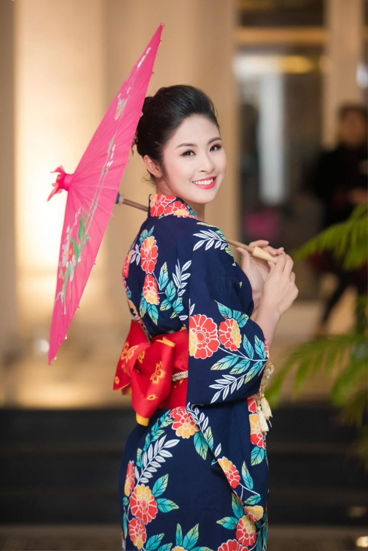 Thúy Vân - Phương Khánh - Tiểu Vy - Tường San đẹp bất phân thắng bại khi diện Kimono Ảnh 9