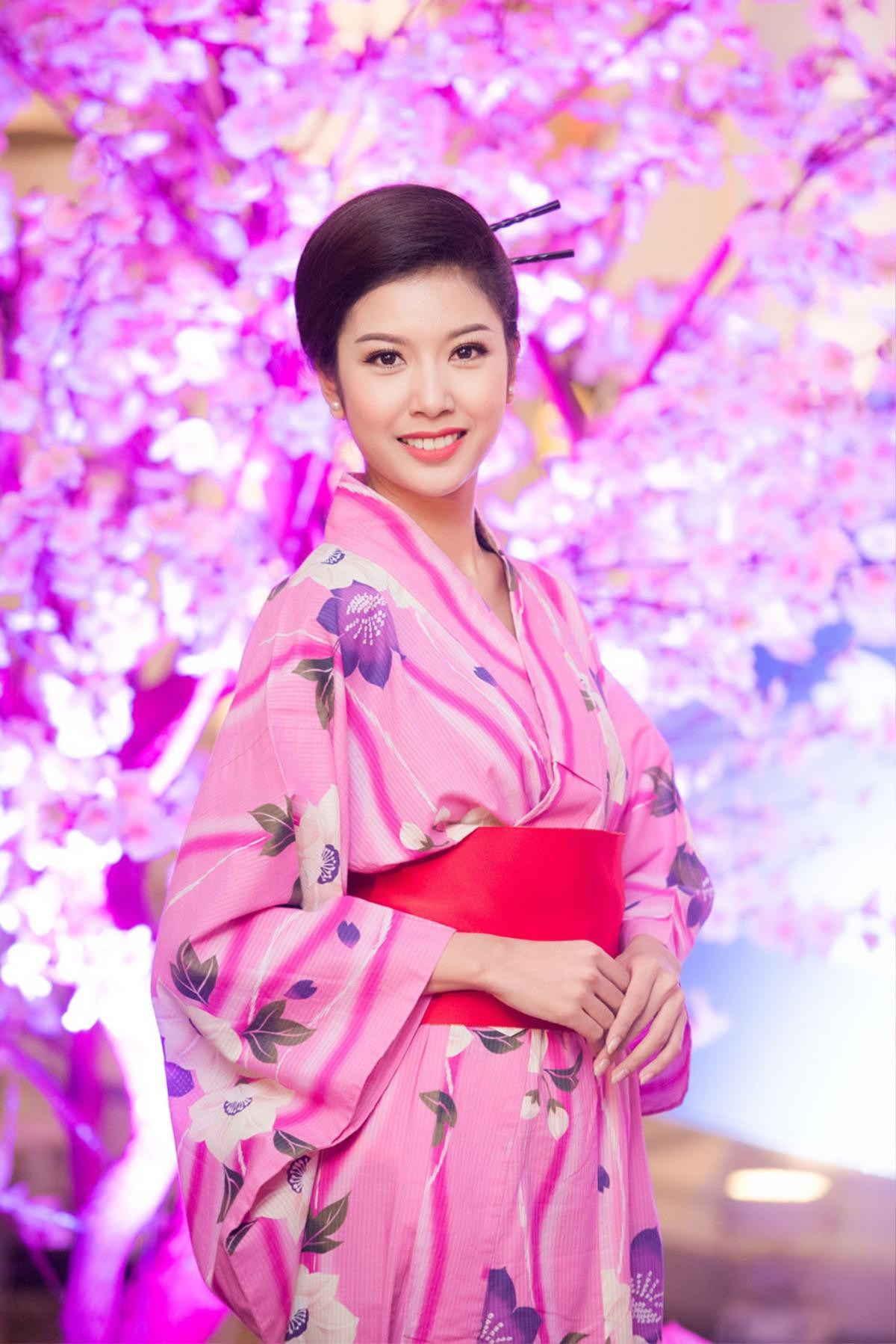 Thúy Vân - Phương Khánh - Tiểu Vy - Tường San đẹp bất phân thắng bại khi diện Kimono Ảnh 4