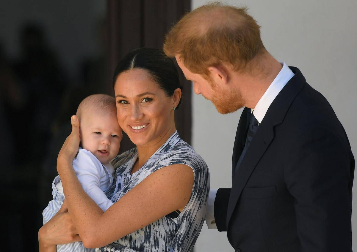 Ngán ngẩm hoàng gia Anh đến mức muốn bỏ về Mỹ, cuối cùng Meghan Markle vẫn ở lại cung điện vì lý do này Ảnh 6