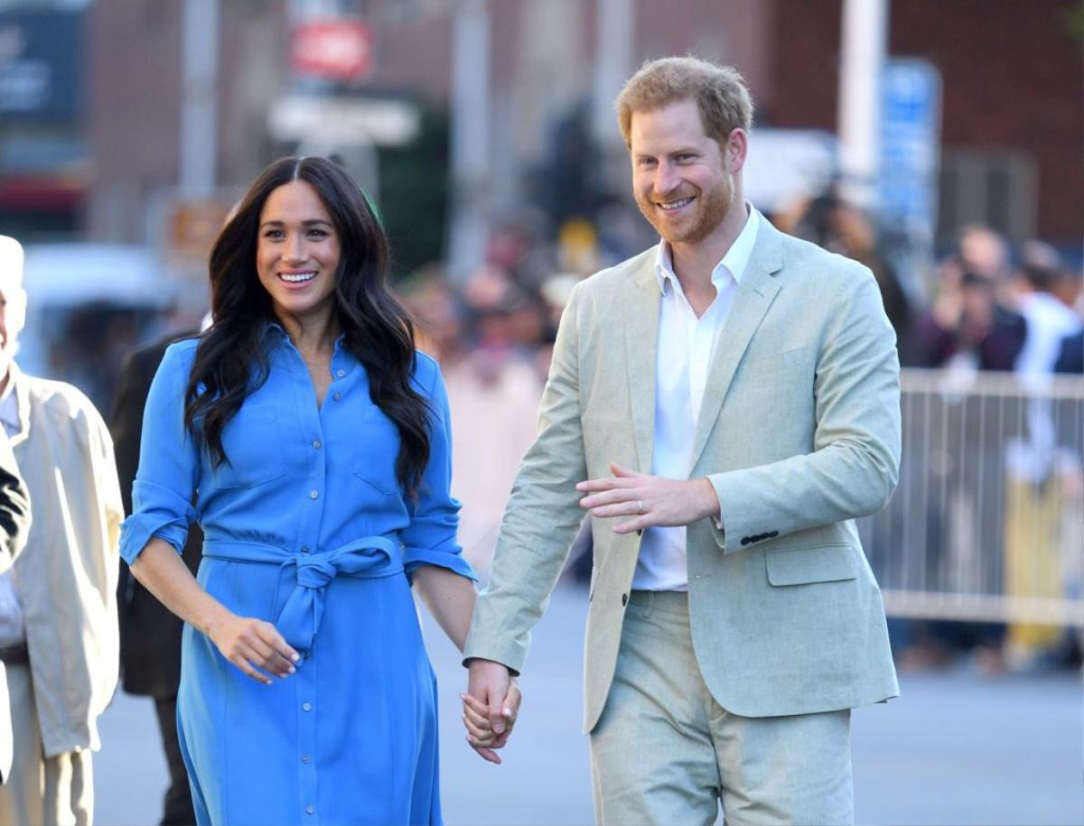 Ngán ngẩm hoàng gia Anh đến mức muốn bỏ về Mỹ, cuối cùng Meghan Markle vẫn ở lại cung điện vì lý do này Ảnh 2