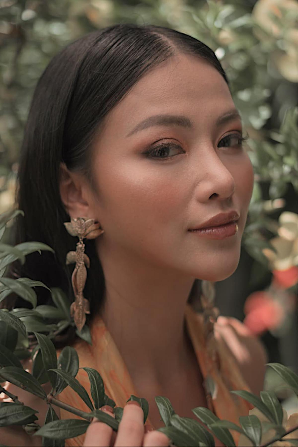 Miss Earth 2018 Phương Khánh 'đốn tim' fan bằng bộ ảnh ngoại cảnh đẹp chuẩn 'thần tiên tỷ tỷ' Ảnh 2