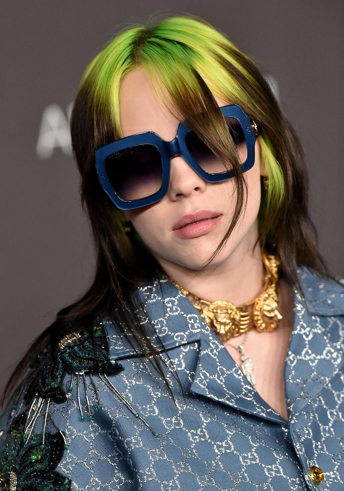 Mái tóc nham nhở vì bị nhuộm hỏng của Billie Eilish bất ngờ trở thành hot trend Ảnh 11