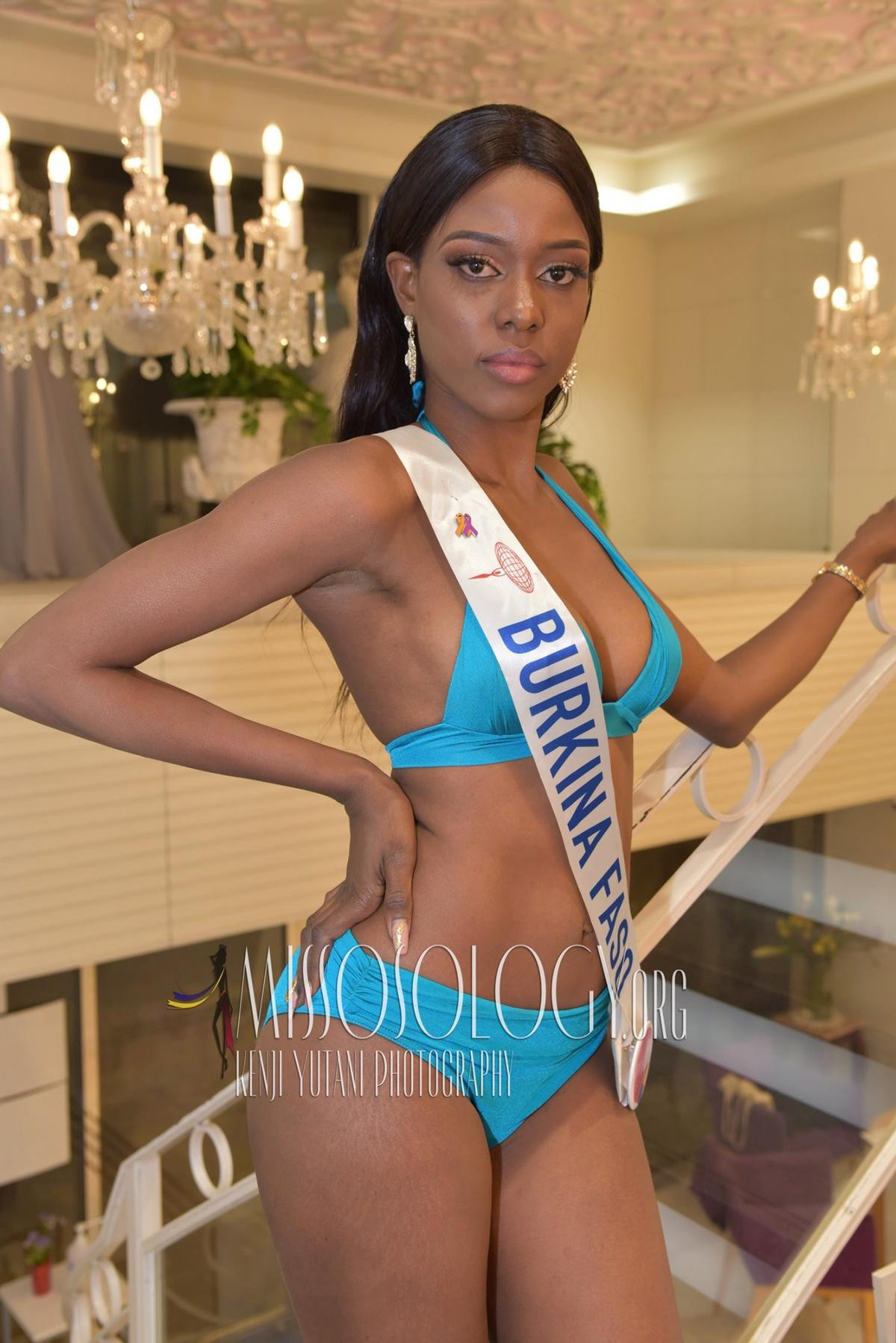 Cùng khoe hình thể: Loạt thí sinh Miss International 2019 mất điểm trầm trọng, Tường San tỏa sáng đáng kỳ vọng Ảnh 6