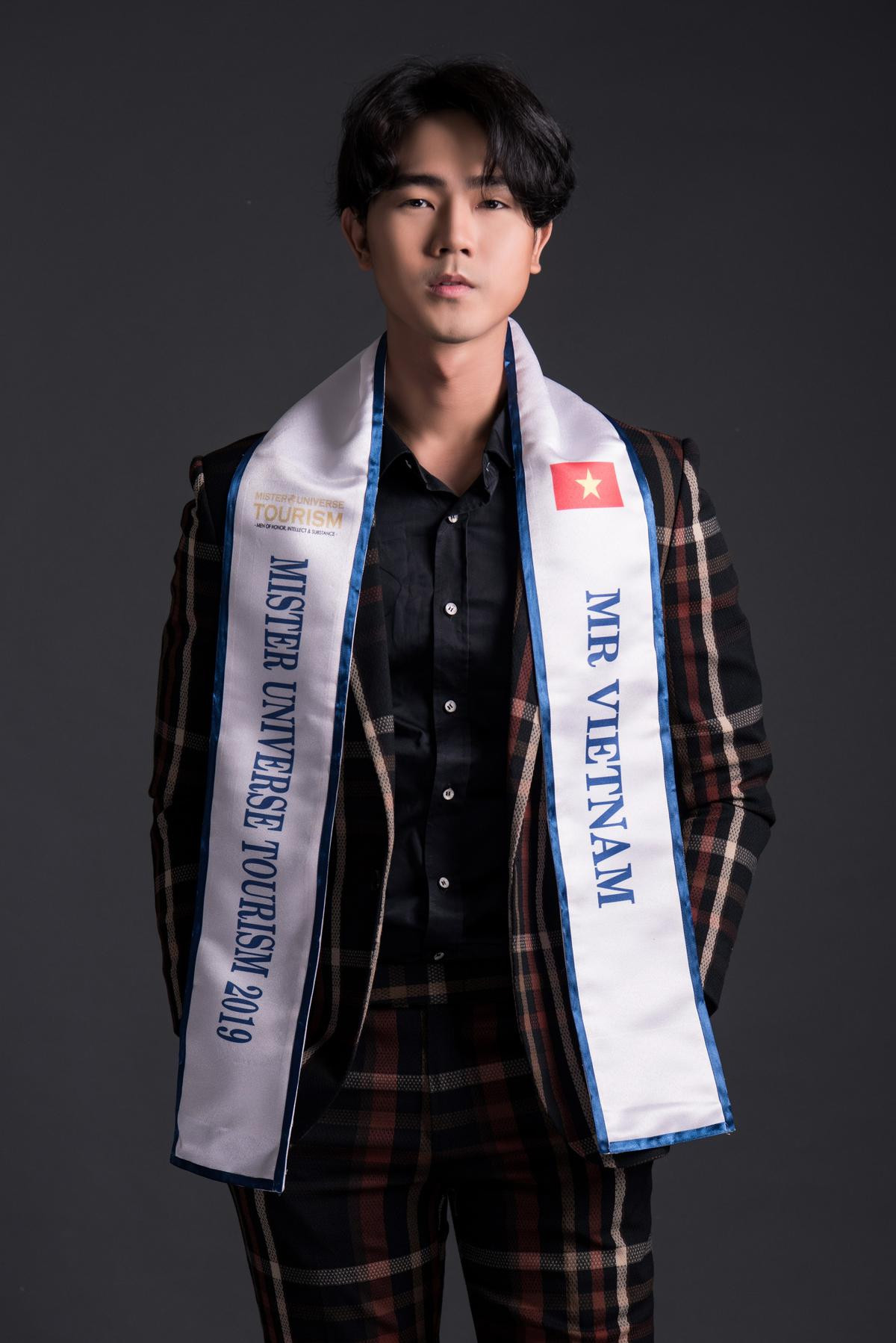 Lộ diện đại diện Việt tại Mister Universe Tourism 2019: Cực phẩm Việt - Hàn được kỳ vọng làm nên chuyện Ảnh 1