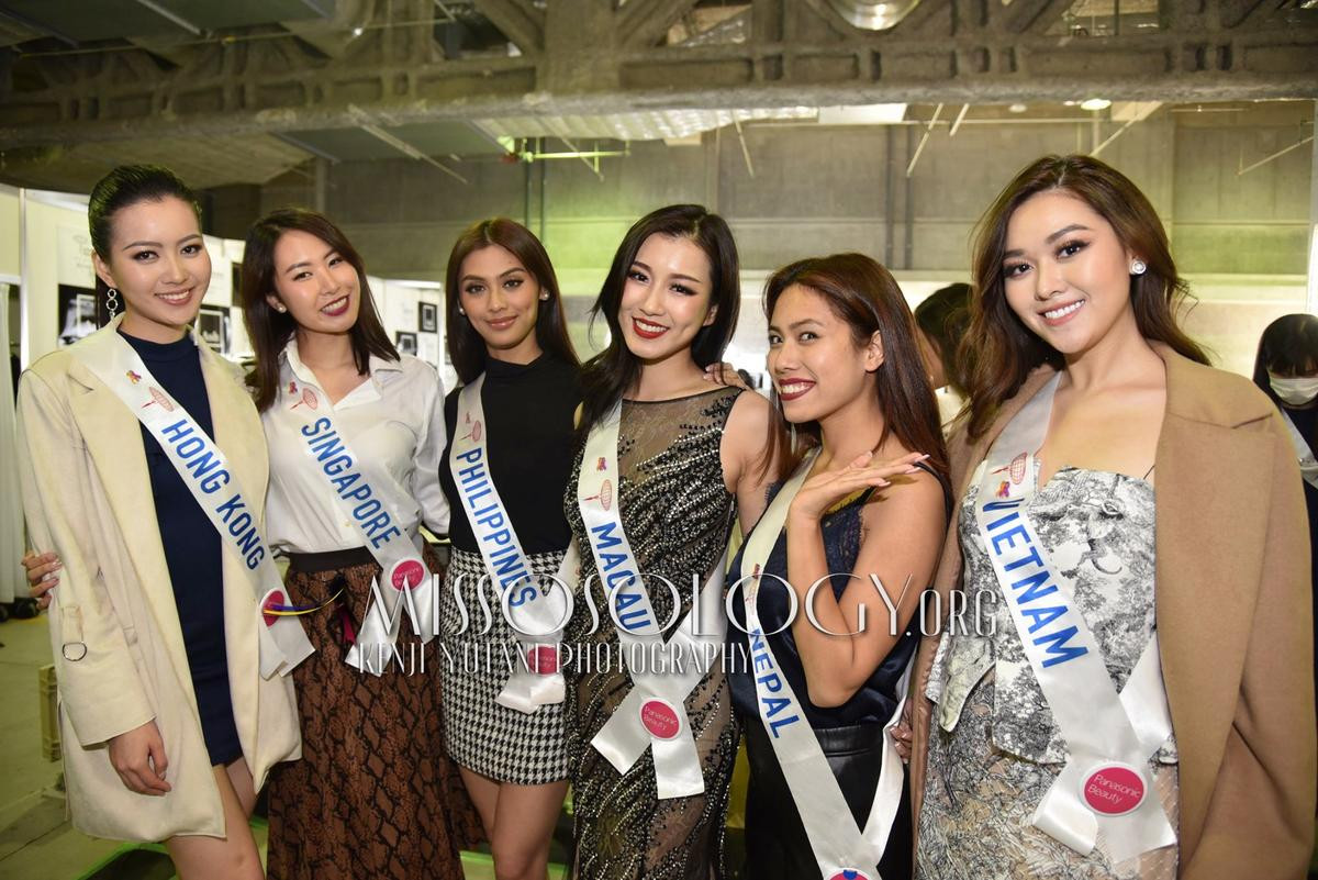 Tường San gặp sự cố gãy mấn áo dài trang phục dân tộc ngay trước chung kết Miss International 2019 Ảnh 5