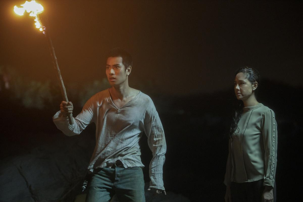 Profile đầy đủ về dàn diễn viên 'siêu to khổng lồ' trong bộ phim truyền hình Thái Lan 'The Stranded' của Netflix Ảnh 3