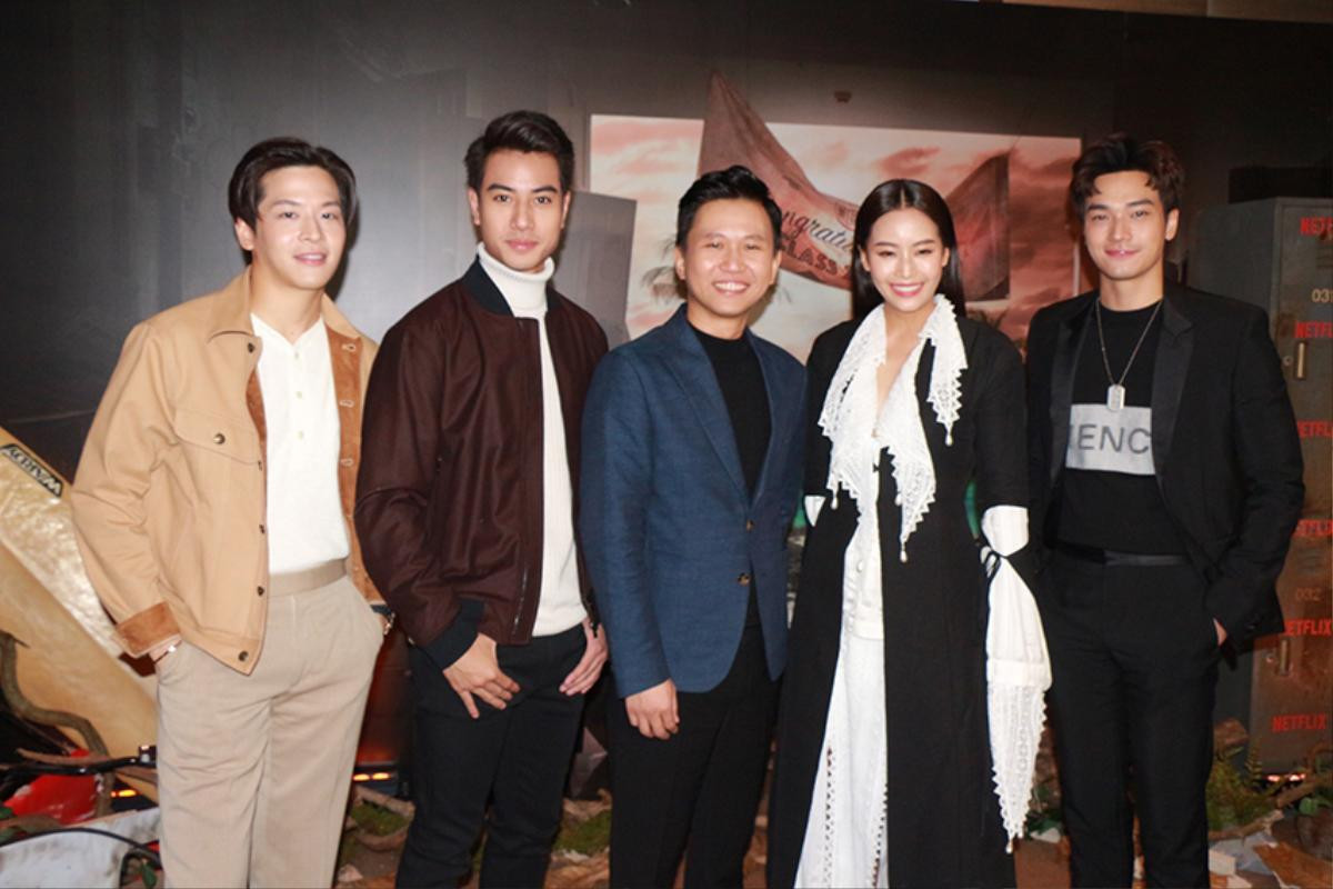 Beam Papangkorn, March Chutavuth, Pat Chayanit xuất hiện tại họp báo The Stranded - Phim Netflix Original đầu tiên của Thái Lan Ảnh 8