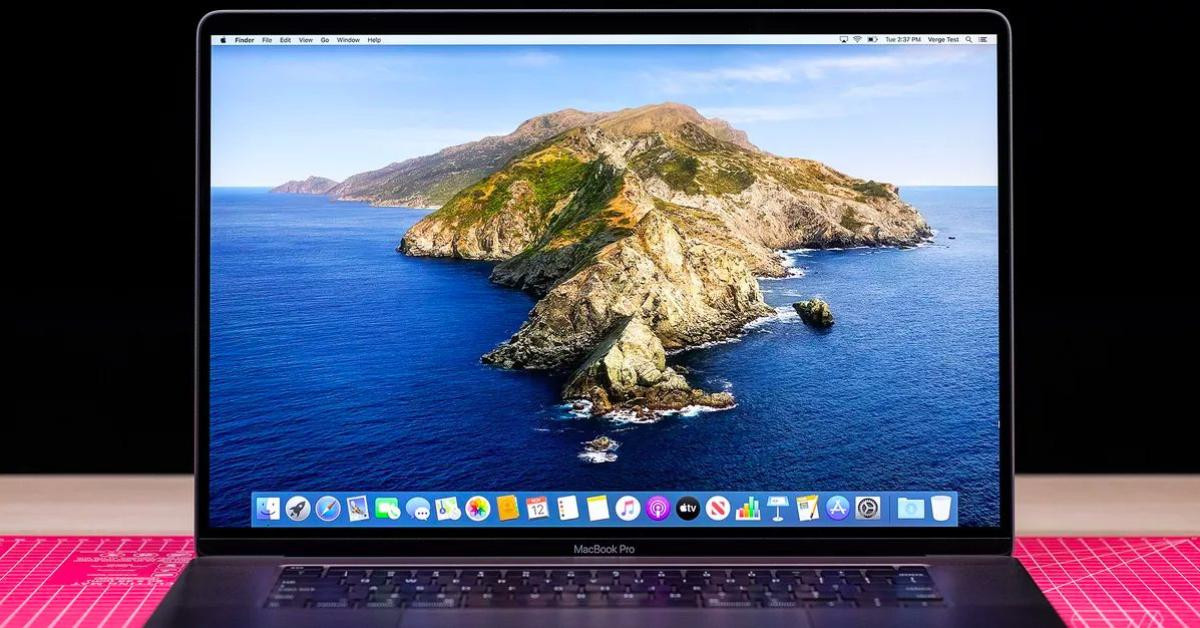 Apple trình làng MacBook Pro 16 inch mới, giá thấp nhất 2.399 USD Ảnh 1