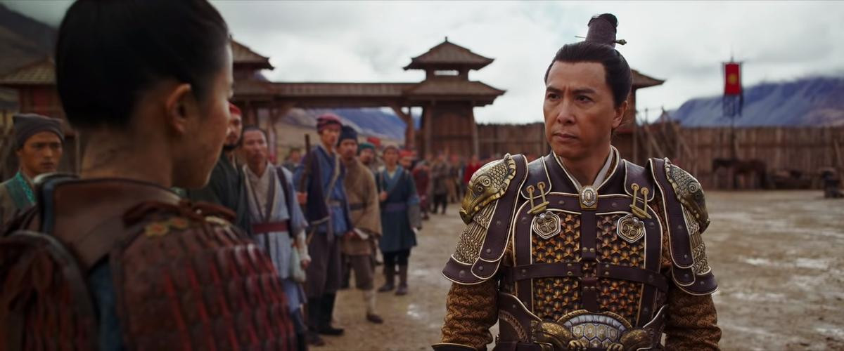 Mổ xẻ trailer ‘Mulan’: Rồng Mushu hóa phượng hoàng, phù thủy chim ưng Củng Lợi xài Cửu âm bạch cốt trảo, nổi da gà với Reflection Ảnh 18