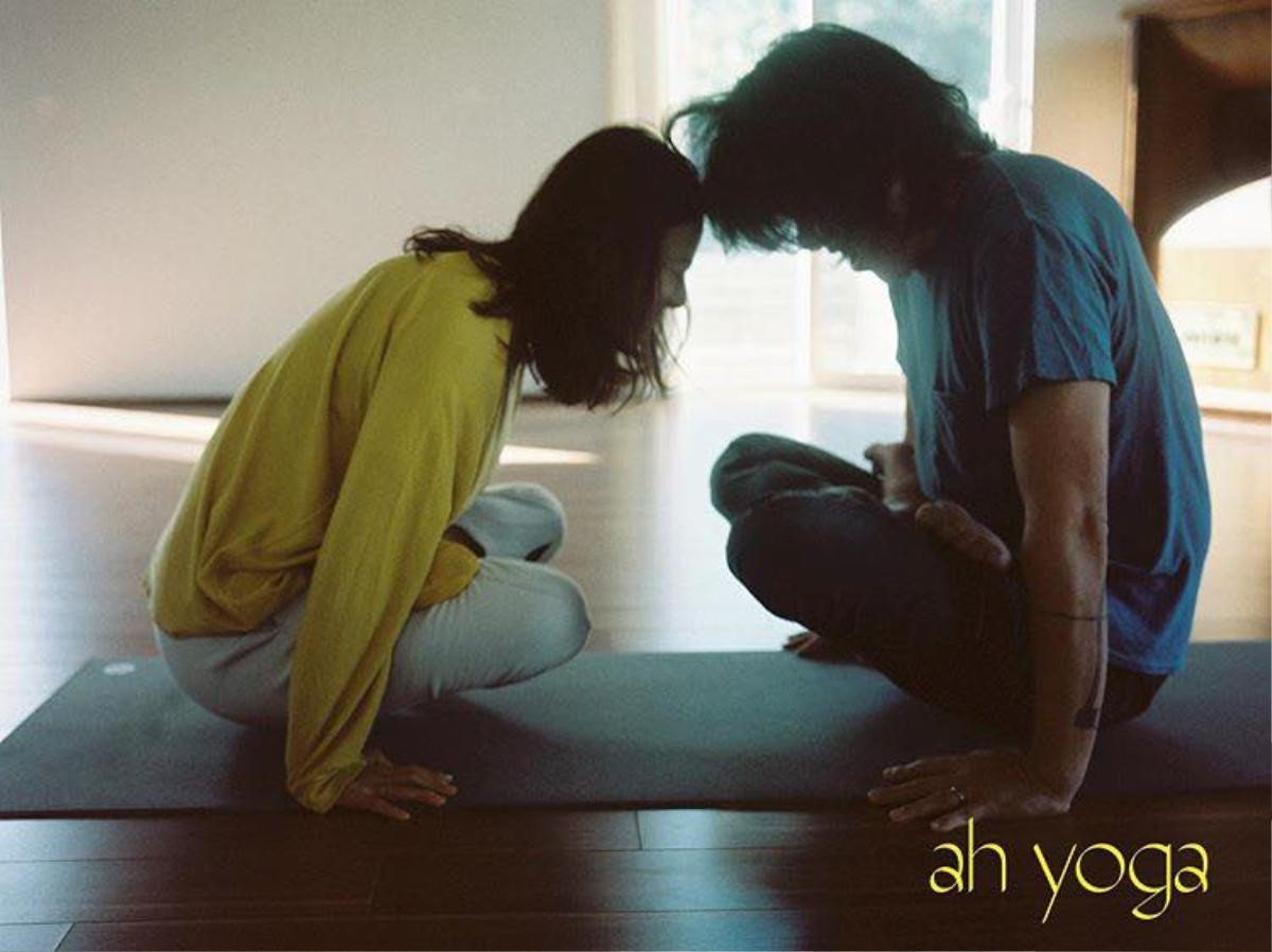 Lee Hyori bình yên tập yoga bên chồng, ai nhìn cũng thốt lên 'hạnh phúc chỉ đơn giản đến thế' Ảnh 3