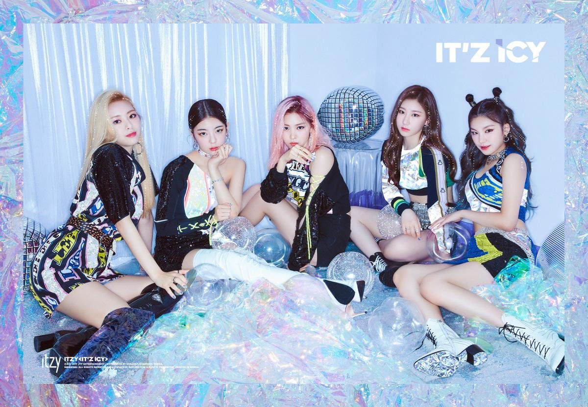 Ghi hình tại Paris, ITZY ra mắt show thực tế đầu tiên từ khi debut Ảnh 1