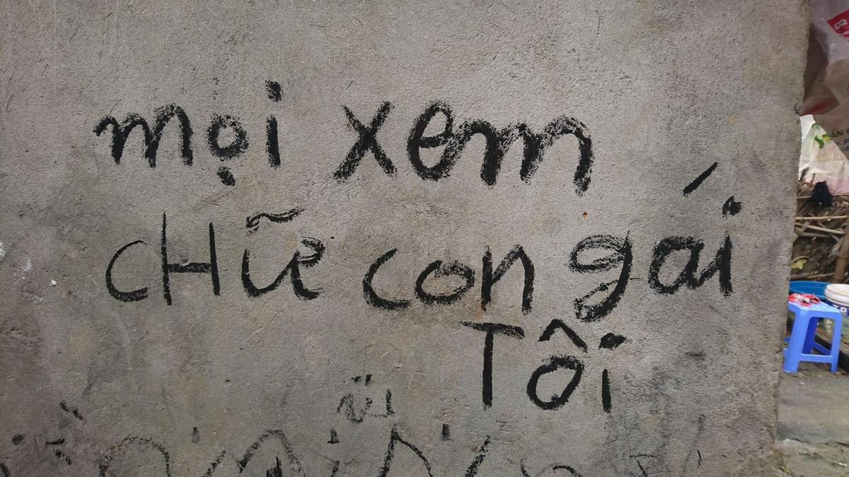 Mẹ người đàn ông treo cổ hai con nhỏ rồi tự tử: 'Con tôi uất ức trước cảnh vợ chụp ảnh với người đàn ông khác đăng lên Facebook nên mới nghĩ quẩn' Ảnh 5