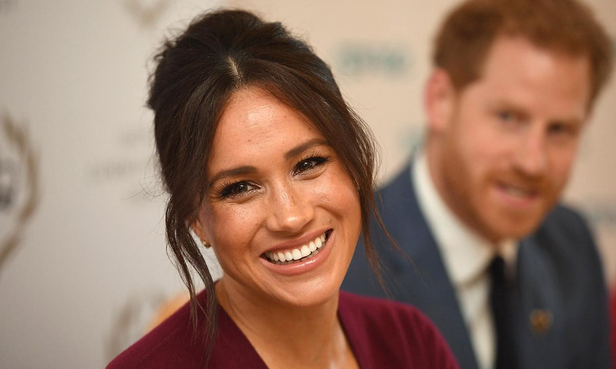 Chuyên gia trang điểm hoàng gia tiết lộ bí quyết để có lông mày hoàn hảo như Meghan Markle Ảnh 2