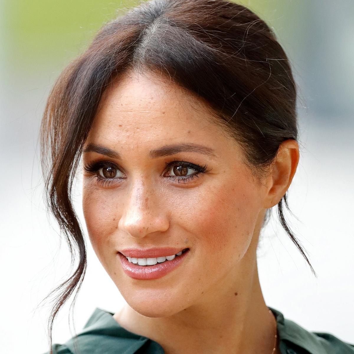 Chuyên gia trang điểm hoàng gia tiết lộ bí quyết để có lông mày hoàn hảo như Meghan Markle Ảnh 7