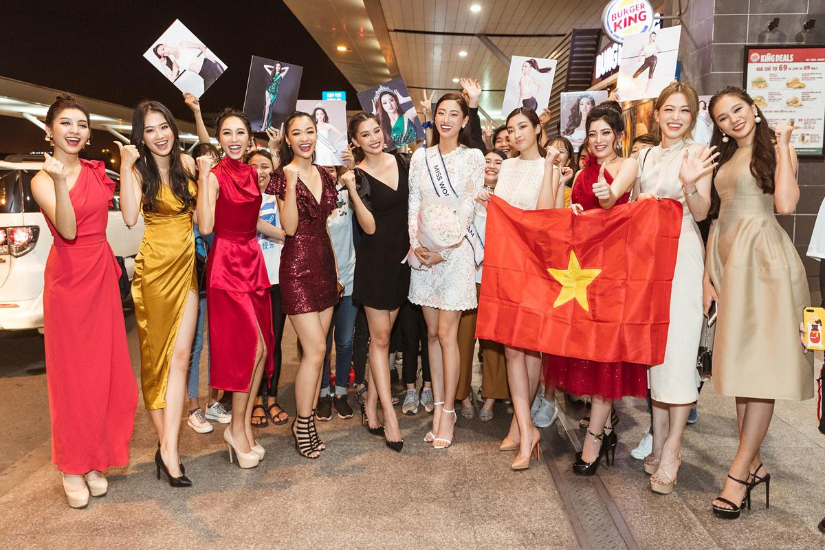 Hoa hậu Lương Thùy Linh mang 140 kg hành lý thi Miss World 2019, khẳng định 'xuất phát chậm càng mạnh mẽ hơn' Ảnh 6