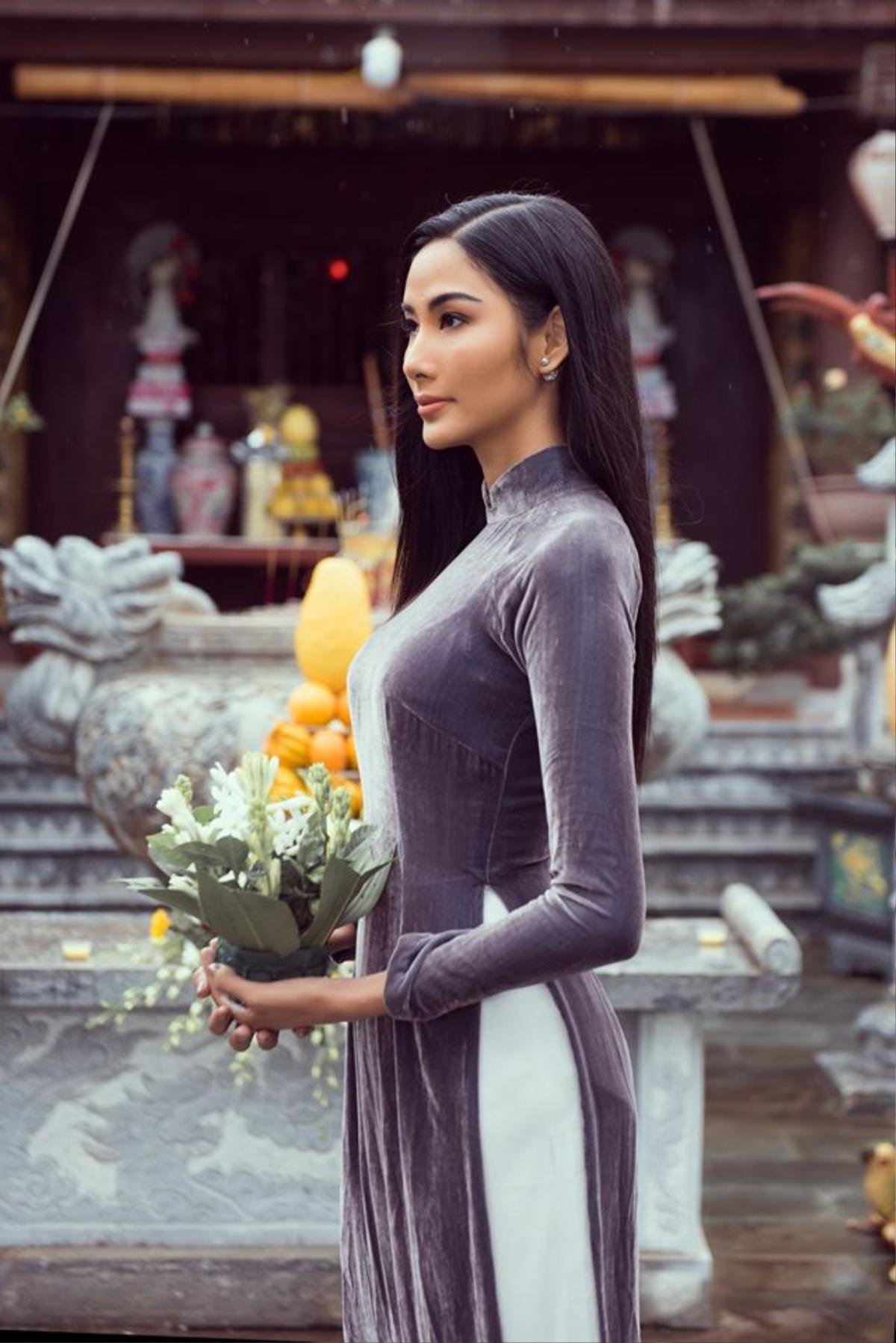 Hoàng Thùy diện áo dài đẹp nền nã, liệu có mang bộ ưng ý nhất diện tại Miss Universe 2019? Ảnh 2