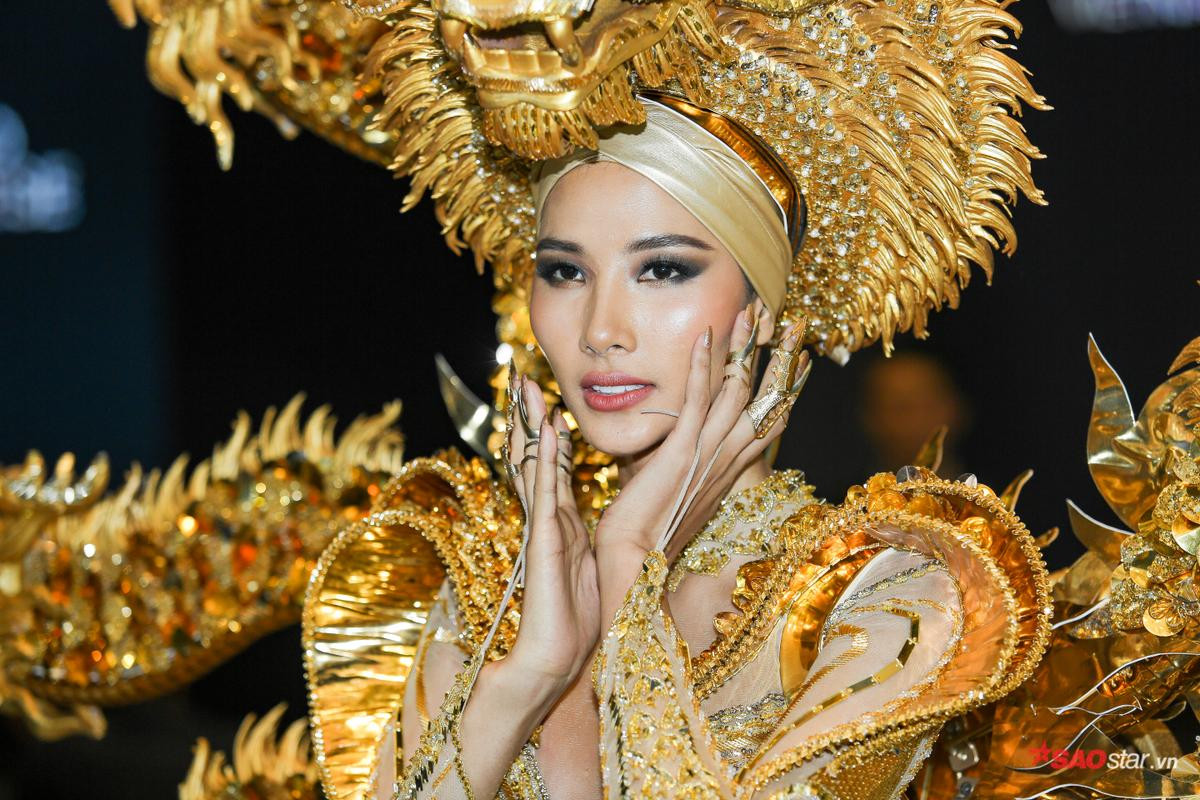 Á hậu Hoàng Thùy chọn trang phục dân tộc 'Cafe phin sữa đá' dự thi Miss Universe 2019 Ảnh 4