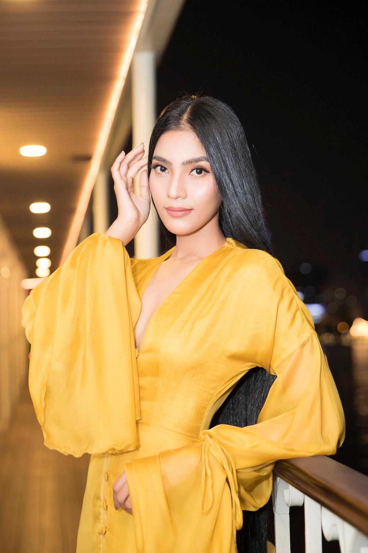 H'Hen Niê nhắc kỹ Hoàng Thùy: 'Vòng phỏng vấn Miss Universe 2019, chị đừng giải thích nhiều' Ảnh 3