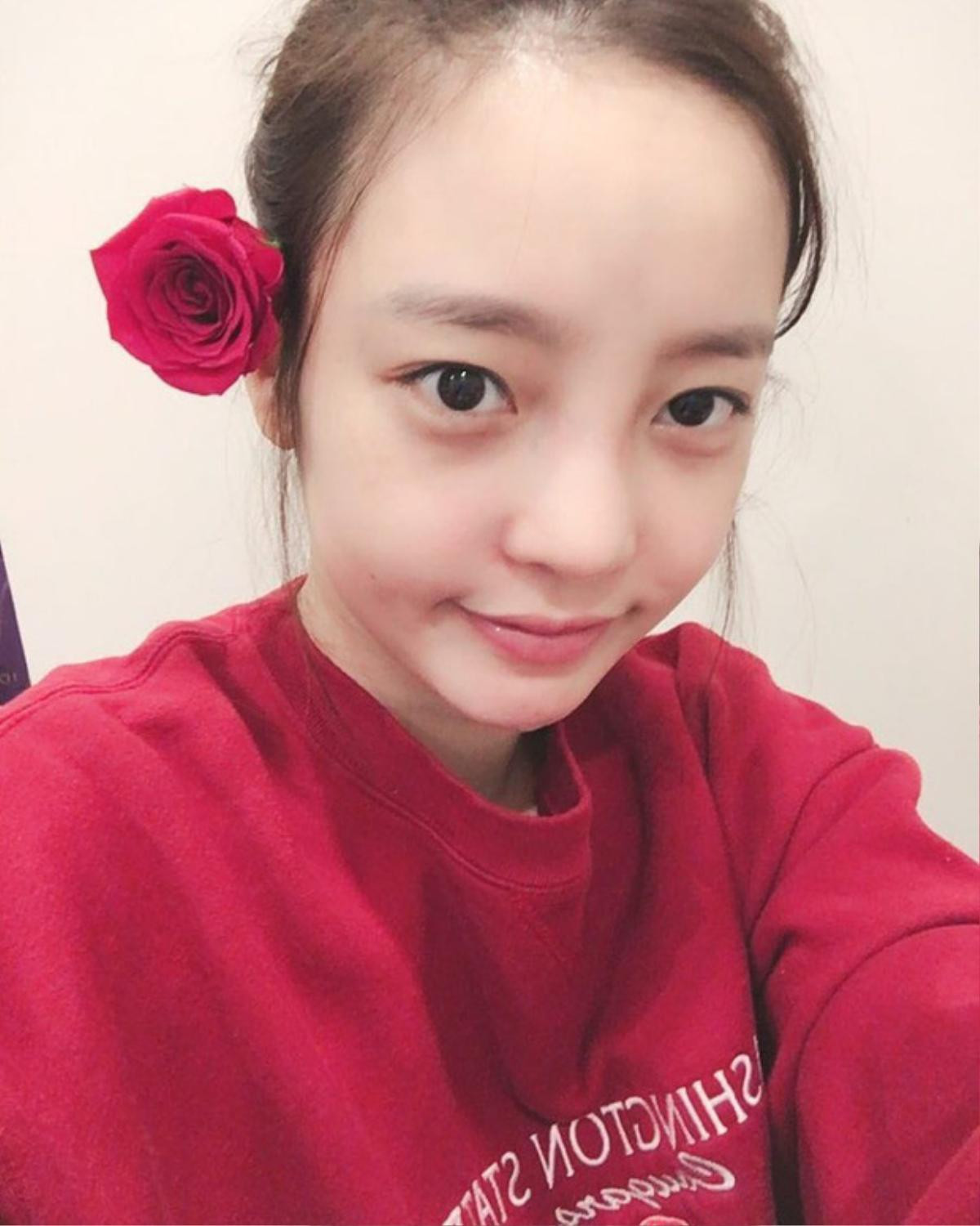 Mặt mộc đẹp không tì vết của 'búp bê xứ Hàn' Goo Hara trước khi qua đời ở tuổi 28 Ảnh 4