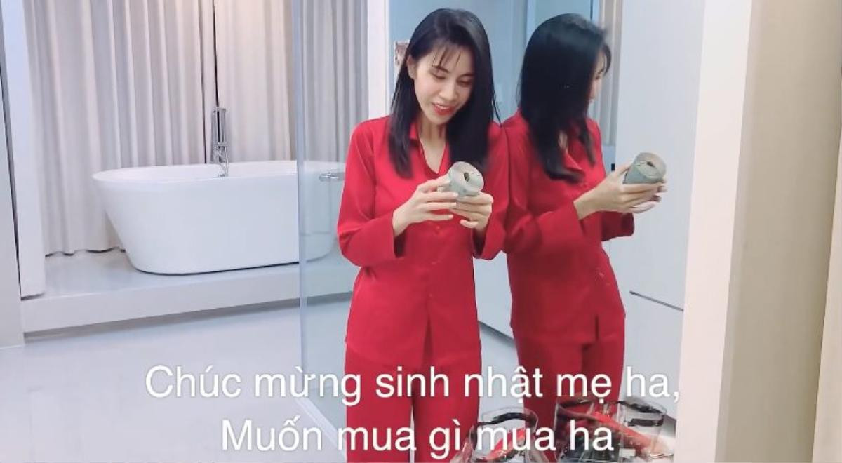 'Cười xỉu' với quà sinh nhật Công Vinh tặng Thủy Tiên từ việc 'kinh doanh vốn tự có' Ảnh 9