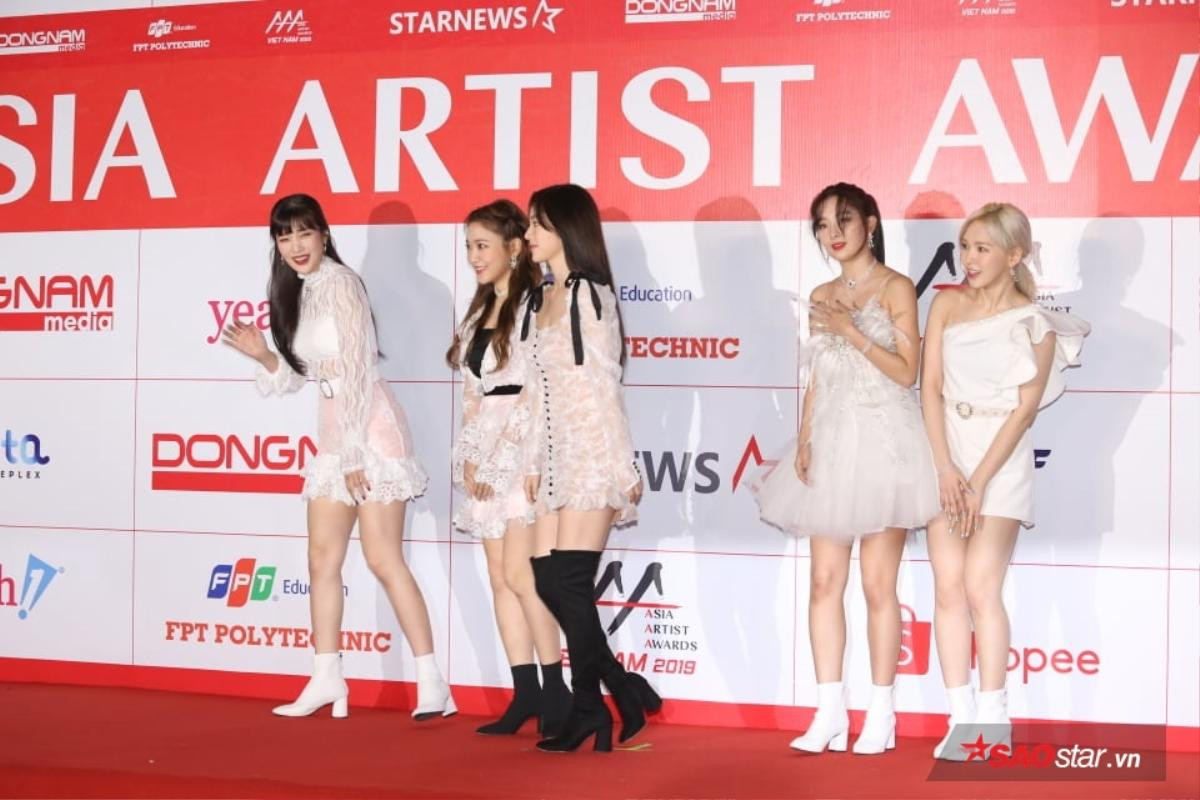 Thảm đỏ AAA 2019: YoonA thần thái ngời ngời, Red Velvet, TWICE và hàng loạt girlgroup xuất hiện rạng rỡ trước hàng chục ngàn khán giả Việt Nam Ảnh 3