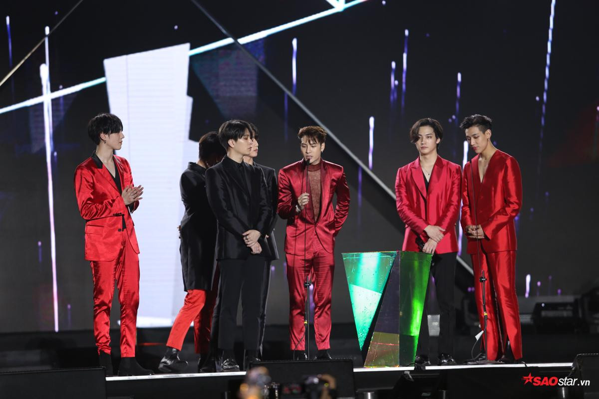 100 khoảnh khắc SEVENTEEN và GOT7 thắng giải Daesang tại 'AAA 2019' Ảnh 57