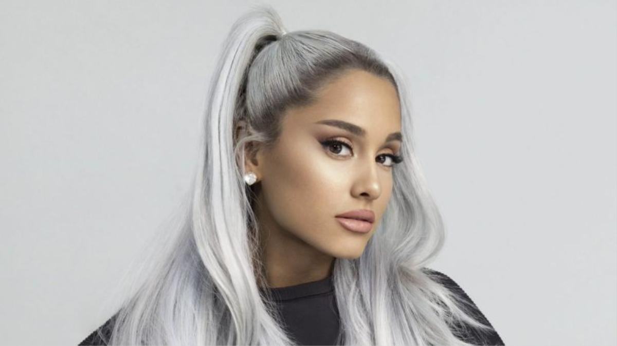 Lần đầu sau nhiều năm, Ariana Grande khoe mái tóc thật của mình trên Instagram Ảnh 1