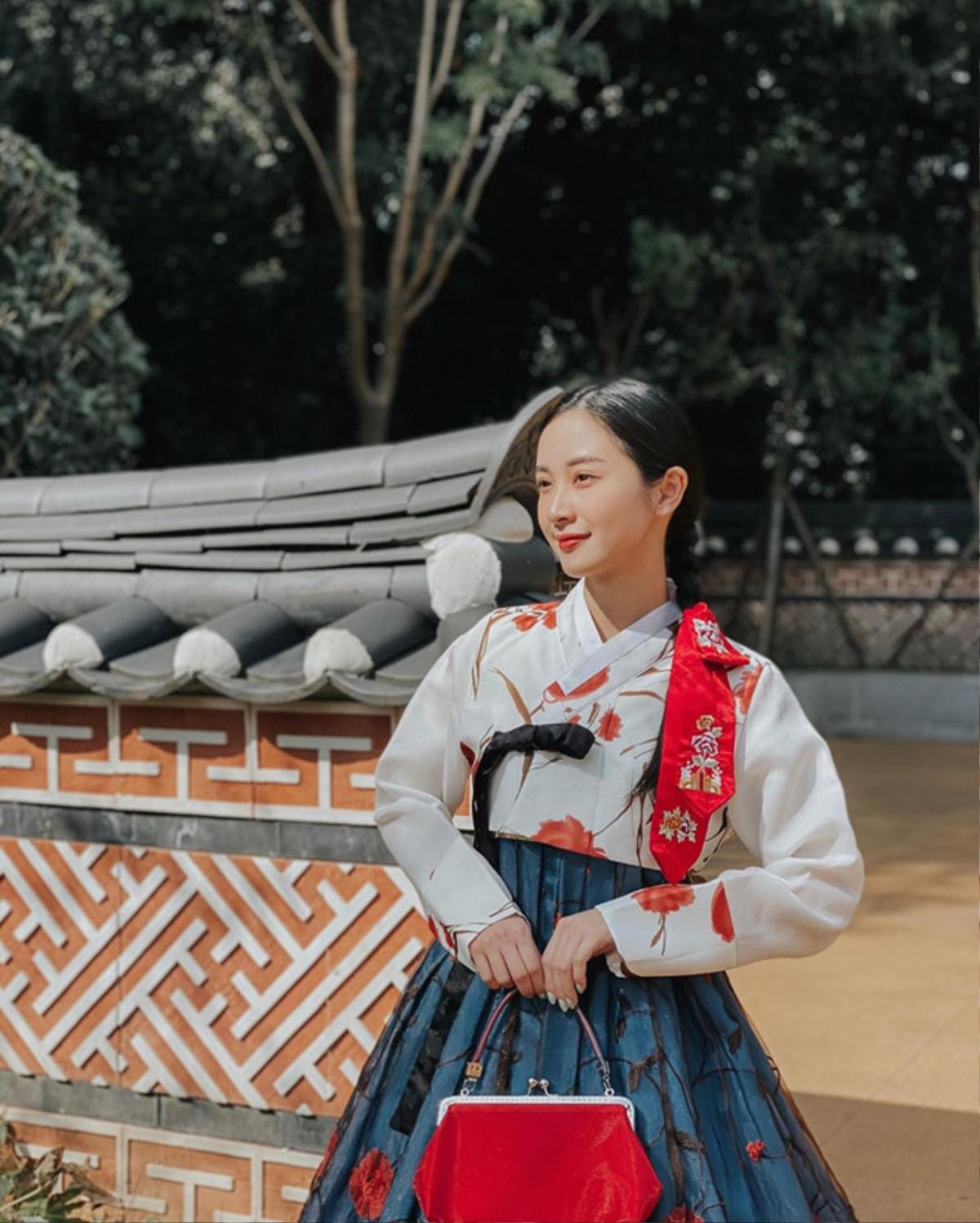 Mỹ nhân Việt diện Hanbok xinh lung linh: Bích Phương, Đông Nhi dịu dàng, e ấp đến bất ngờ Ảnh 14