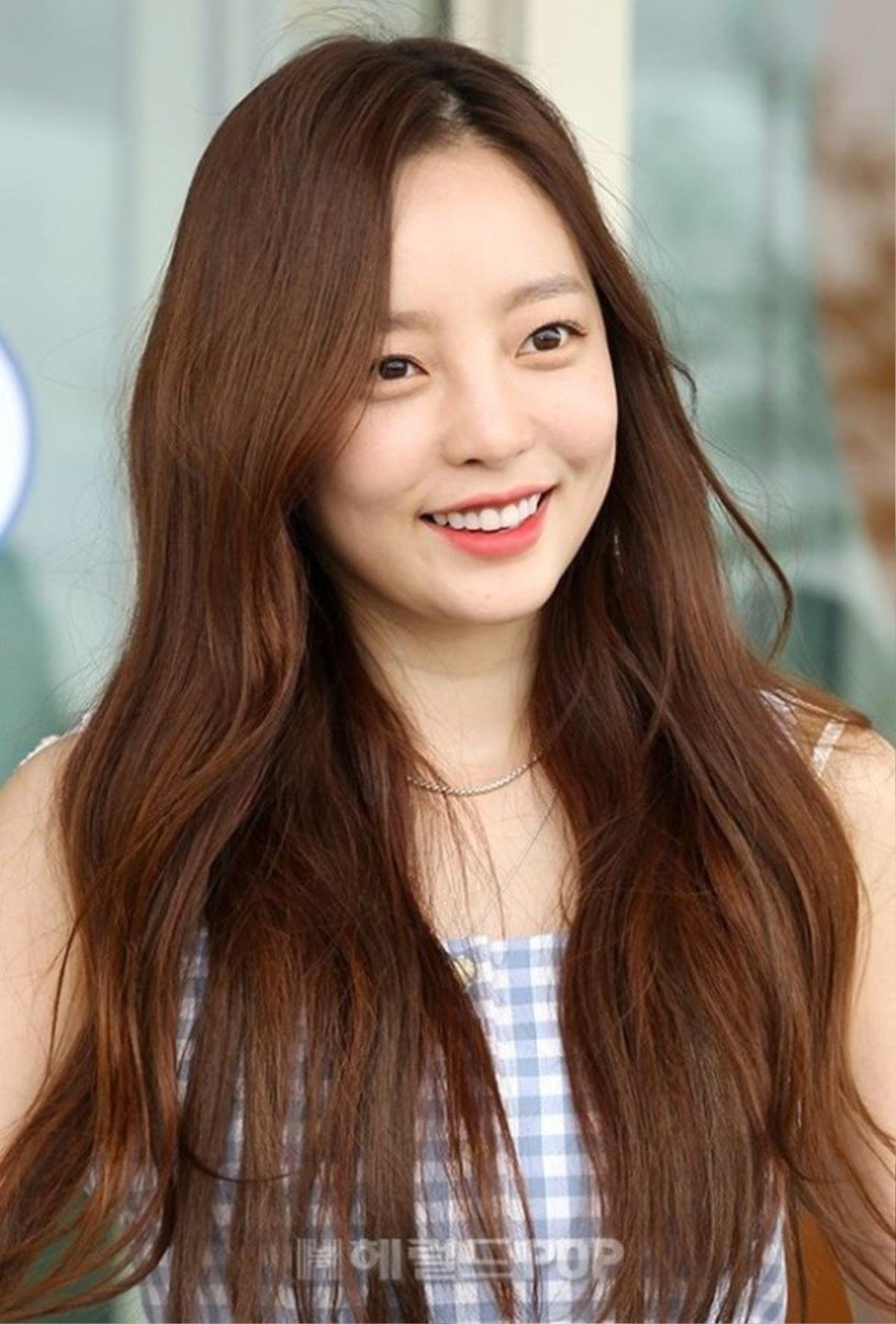 Từ cái chết của Sulli - Goo Hara cho đến nghịch lý của ngành công nghiệp giải trí Hàn Quốc! Ảnh 7