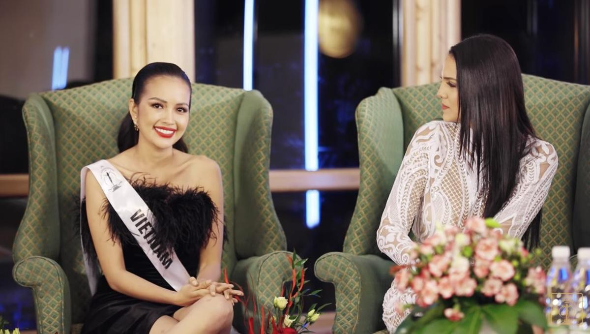 Ứng xử tiếng Anh xuất sắc, Ngọc Châu chiến thắng SupraChat, liên tiếp lập thành tích tại Miss Supranational 2019 Ảnh 8