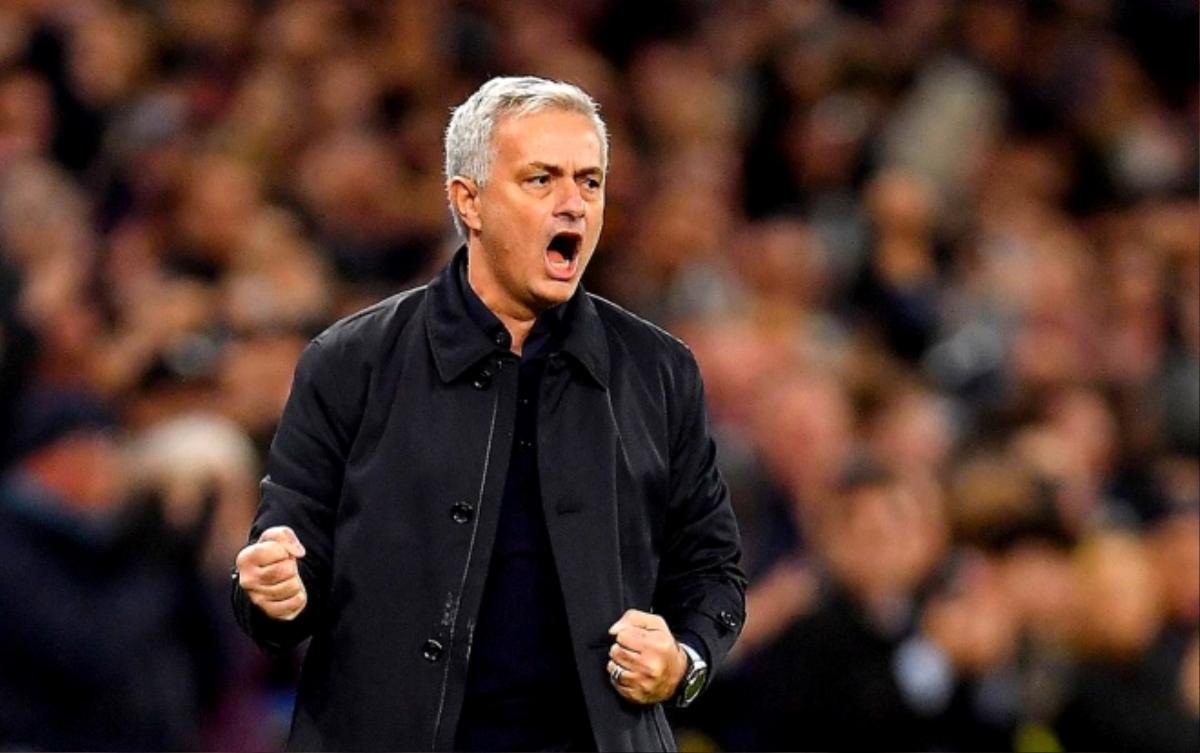 Lịch thi đấu bóng đá hôm nay 30/11: Mourinho tiếp tục giúp Tottenham bay cao? Ảnh 2