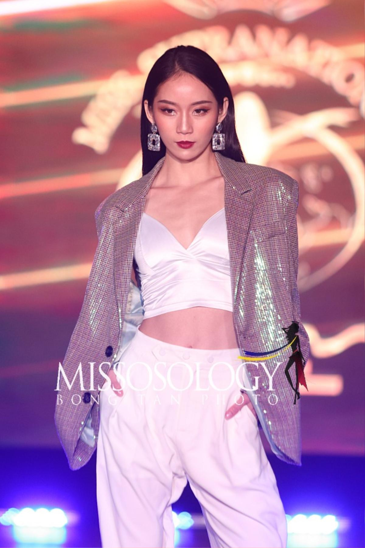 Catwalk chuẩn thần thái, Ngọc Châu vẫn rớt giải trình diễn thời trang tại Miss Supranational 2019 Ảnh 5