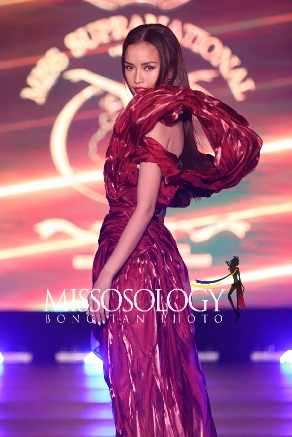 Catwalk chuẩn thần thái, Ngọc Châu vẫn rớt giải trình diễn thời trang tại Miss Supranational 2019 Ảnh 4