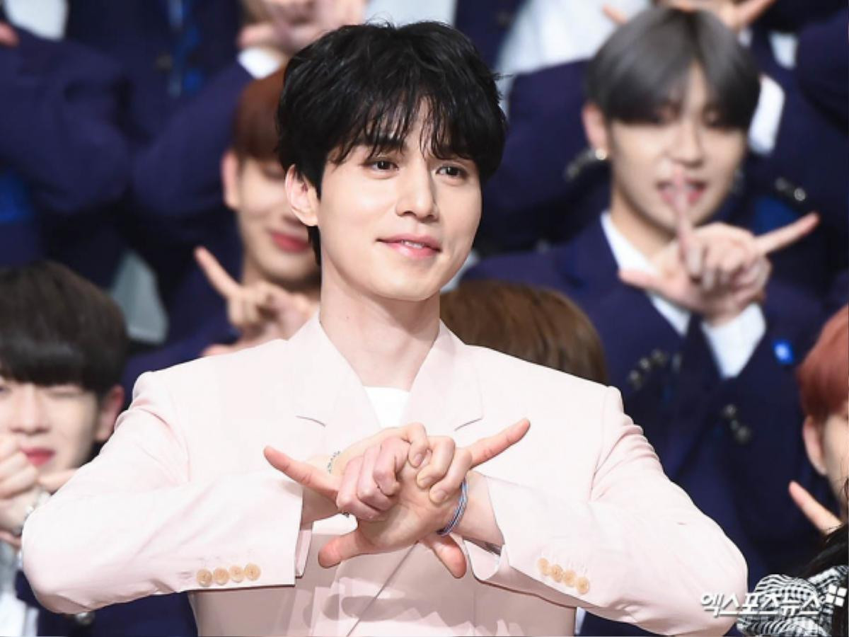 Lee Dong Wook nói về tranh cãi 'Produce X 101': Tôi đã liên lạc với bọn trẻ! Ảnh 5