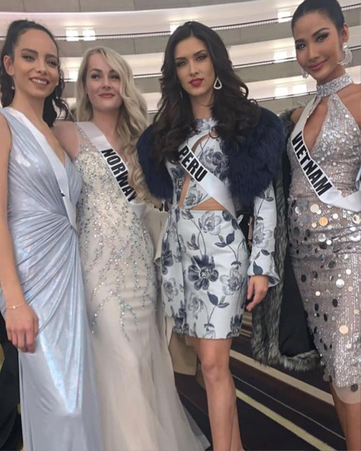 Hoàng Thùy chơi nổi với váy lấp lánh bắt sáng khiến fan trầm trồ: 'Miss Universe 2019 đây rồi' Ảnh 4