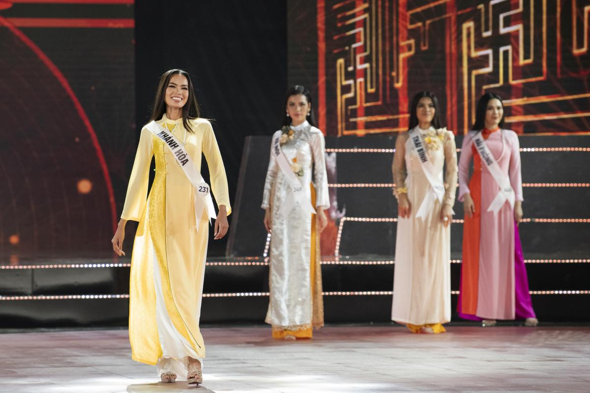 Top 44 Miss Universe Vietnam 2019 trình diễn Áo dài: Phần thi rực rỡ và độc đáo nhất! Ảnh 2