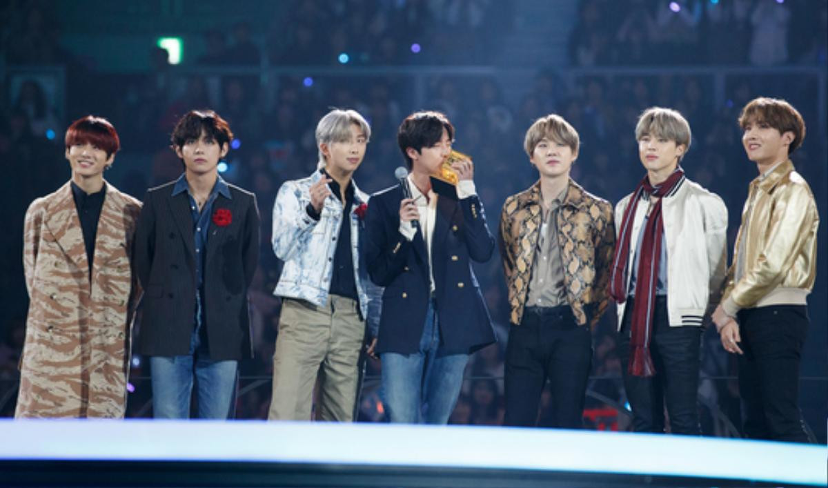 Trọn khoảnh khắc đẹp của BTS, Park Bo Gum, Got7 và Seventeen trên sân khấu 'MAMA 2019' Ảnh 5